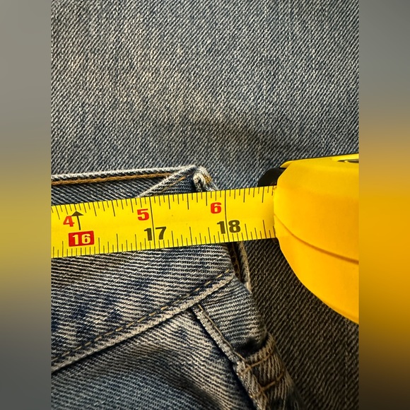 Levi’s 550 Relaxed Fit Red Label (NOT tapered) - Picture 6 of 12